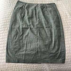 Grey skirt